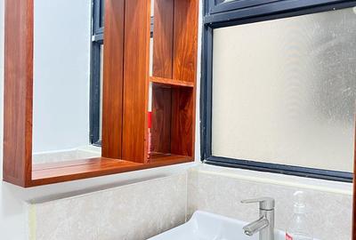 Serviced 1 Bed Apartment with En Suite at Dennis Pritt - 4