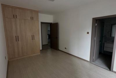 4 Bed Apartment with En Suite at Oledume Road - 2