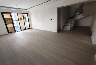 5 Bed Apartment with Borehole in Parklands