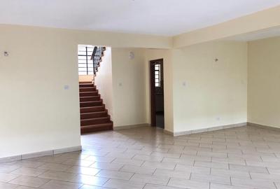 4 Bed House with En Suite in Kiambu Road