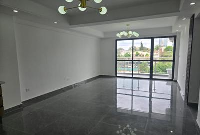 2 Bed Apartment with Gym at Riverside Drive