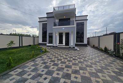 4 Bed House with En Suite at Thika Road