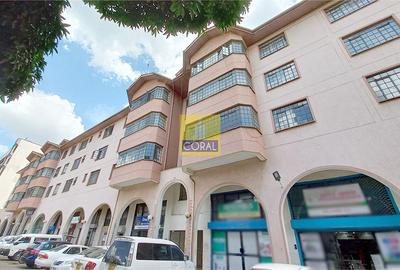 3 Bed Apartment with Backup Generator in Parklands