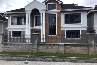 4 Bed Villa with En Suite in Kiambu Road