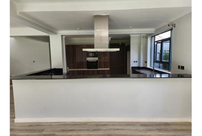 4 Bed House with En Suite at Glory Road - 3