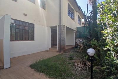 4 Bed Townhouse with En Suite at Lavington Manyani Area - 4