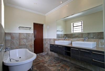 5 Bed House with En Suite in Lower Kabete - 2
