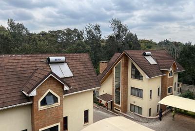 5 Bed Townhouse with En Suite at Convent Drive
