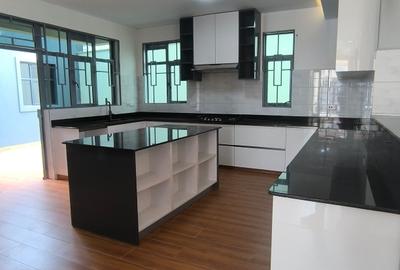5 Bed House with En Suite in Thika - 3