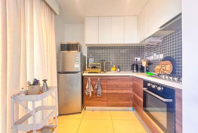 Serviced 1 Bed Apartment with En Suite in Lavington - 3