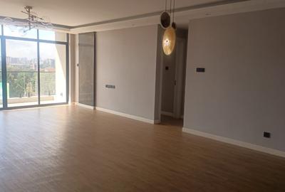 4 Bed Apartment with En Suite in Brookside