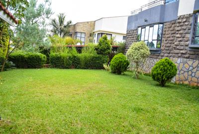 4 Bed Villa with En Suite at Riabai Road