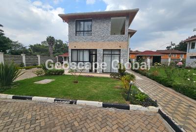 3 Bed Villa with En Suite in Nyari