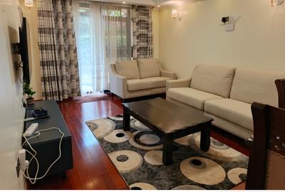 Serviced 1 Bed Apartment with En Suite at Lavington