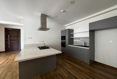 3 Bed Apartment with En Suite in Westlands Area - 3