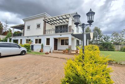 3 Bed Townhouse with En Suite at Nicole Avenue