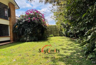 4 Bed Townhouse with En Suite in Kitisuru