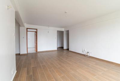 4 Bed Apartment with En Suite in Kilimani