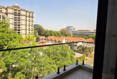 3 Bed Apartment with En Suite at Brookside Drive. - 2