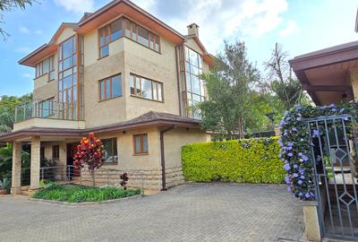 5 Bed Townhouse with En Suite at Jacaranda Avenue