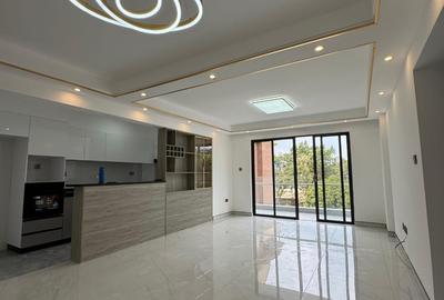 2 Bed Apartment with En Suite at Ki