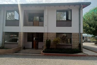 3 Bed House with Backup Generator in Kilimani