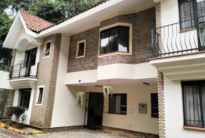 4 Bed Townhouse with En Suite in Westlands Area