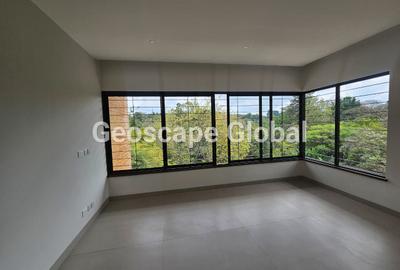 4 Bed Townhouse with En Suite in Loresho - 4