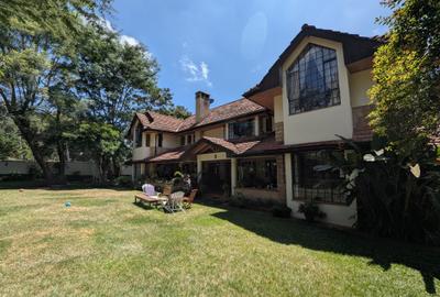 4 Bed Villa with En Suite in Spring Valley - 2