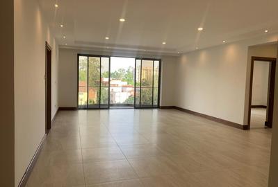 3 Bed Apartment with En Suite in Westlands Area - 3