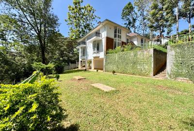 5 Bed Townhouse with Staff Quarters in Rosslyn - 2