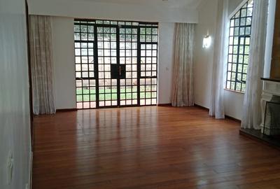 4 Bed Villa with En Suite in Kitisuru