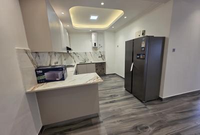 1 Bed Apartment with En Suite in Brookside