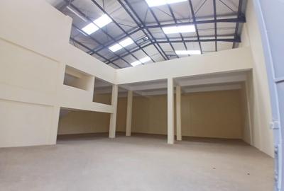7,200 ft² Warehouse with Backup Generator in Ruaraka - 4
