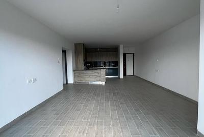 2 Bed Apartment with En Suite at Valley Arcade - 3