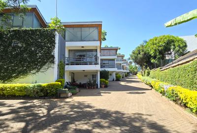 4 Bed Townhouse with En Suite at Elmolo Maji Mazuri - 3