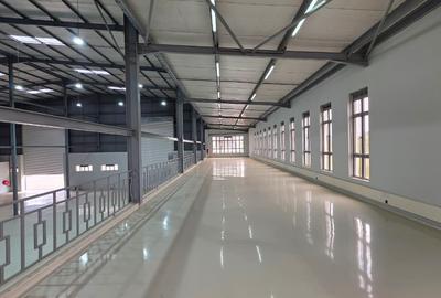 4,950 ft² Office with Backup Generator in Tatu City