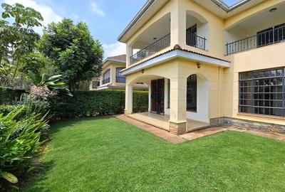 4 Bed Townhouse with En Suite in Lavington