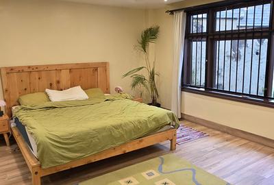 1 Bed House with En Suite at Grovelia Grove - 2