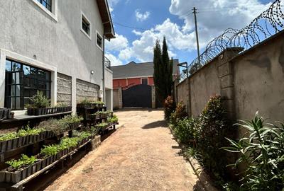 5 Bed House with En Suite at Olkeri - 4