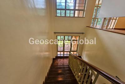 3 Bed Apartment with En Suite in Nyari