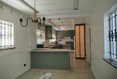 4 Bed Townhouse with Garden at Few Minutes Drive To Gigiri And Roslyn Academy - 2