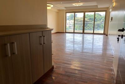 4 Bed Apartment with En Suite in Lavington