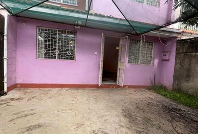 4 Bed House with En Suite in South C