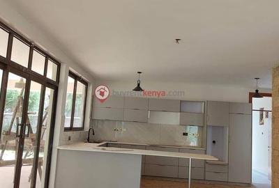 4 Bed Townhouse with En Suite at Mukoma Banda Lane