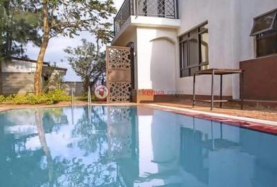 7 Bed Villa with En Suite at Karen