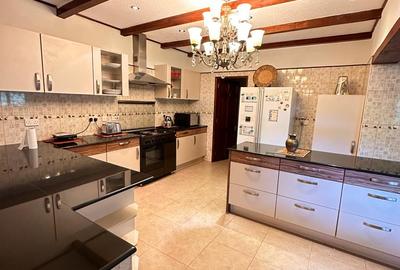 5 Bed House with En Suite in Karen