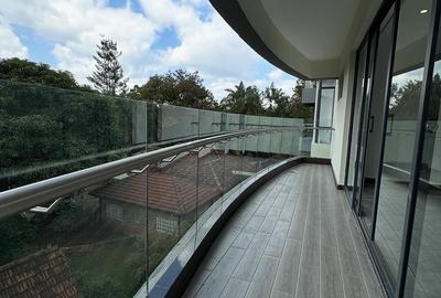 4 Bed Apartment with En Suite at Valley Arcade - 4