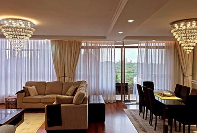 Serviced 3 Bed Apartment with En Suite at 6Th Avenue - 3