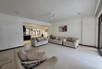 4 Bed Apartment with En Suite in Nyali Area